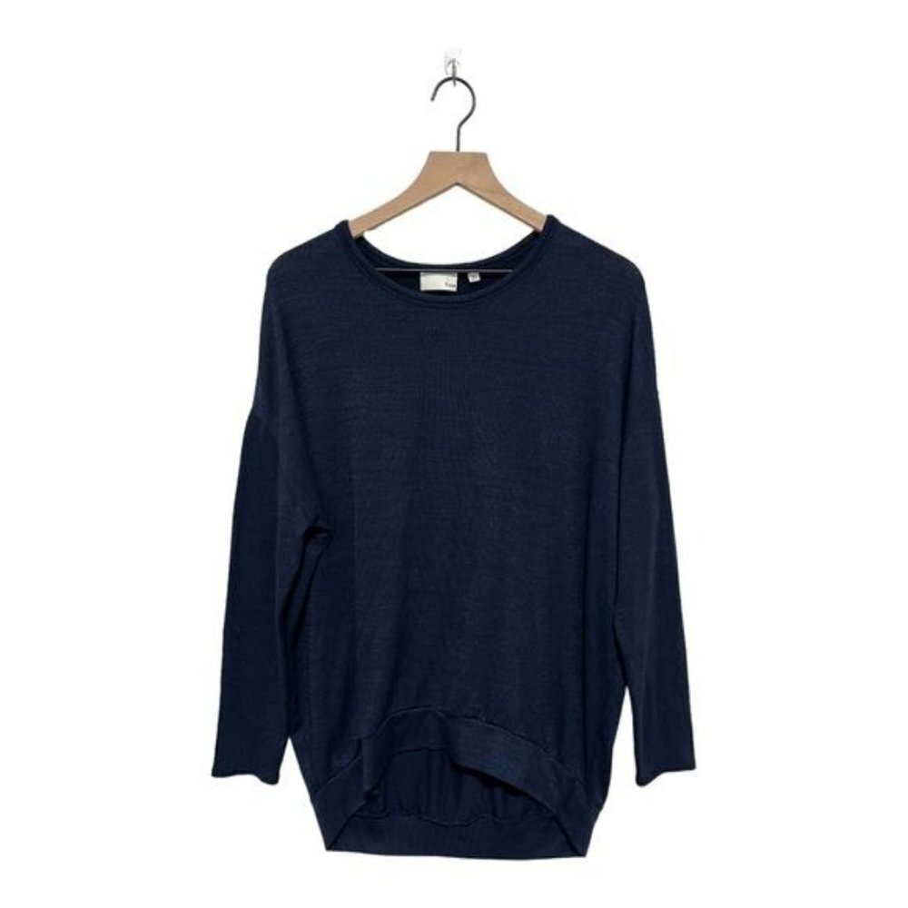 Aritzia Wilfred Free Navy Pull Over Sweater Size M